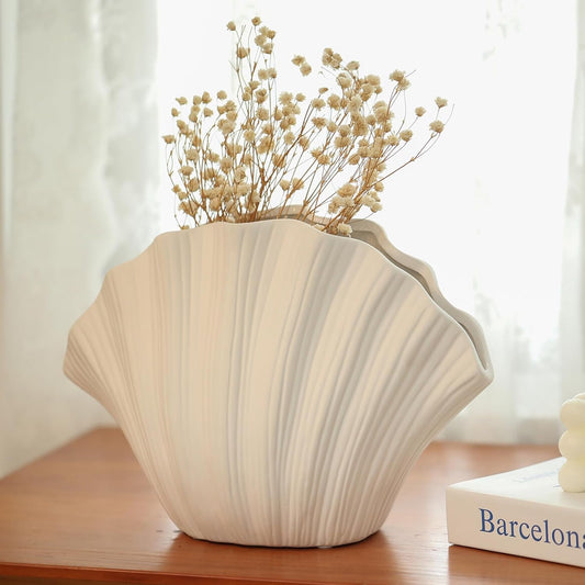 Shell-Shaped Ceramic Vase – Coastal Decor for Modern & Farmhouse Homes