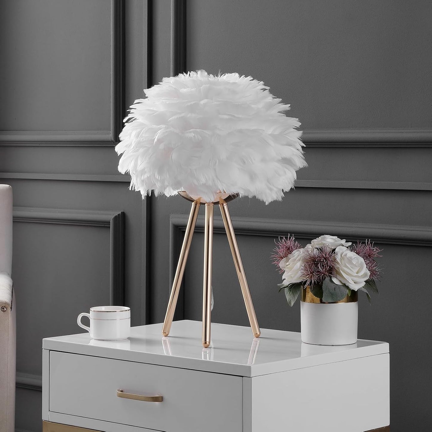 Feather Table Lamp with Gold Tripod Base – Aesthetic Lighting for Bedrooms & Living Rooms