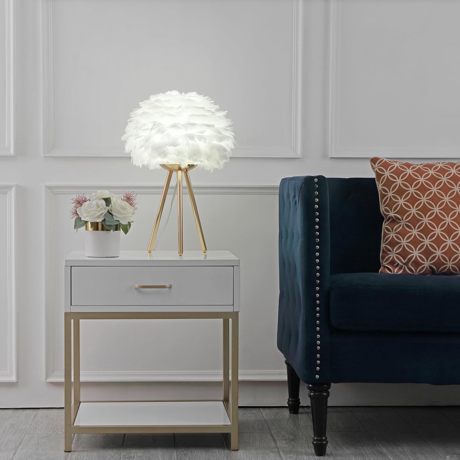 Feather Table Lamp with Gold Tripod Base – Aesthetic Lighting for Bedrooms & Living Rooms