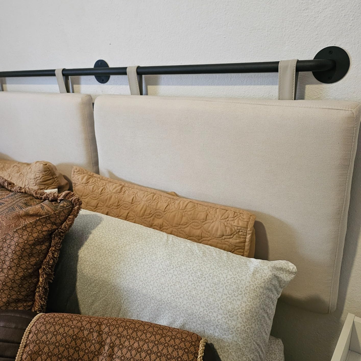 Modern Adjustable Queen Headboard – Wall-Mount Upholstery with Button Tufting