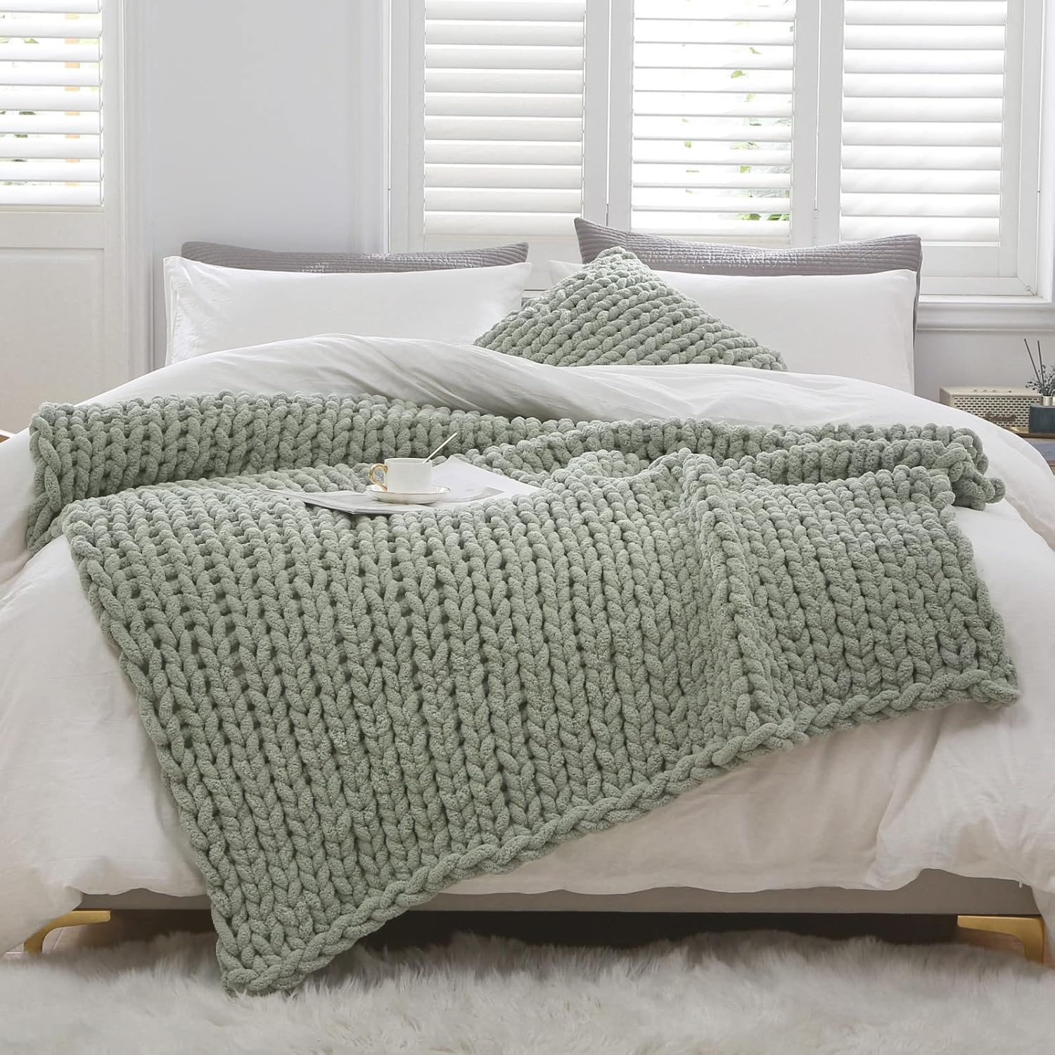 Chunky Knit Blanket – Handmade Chenille Throw Blanket for Couch and Bed (50"x60")