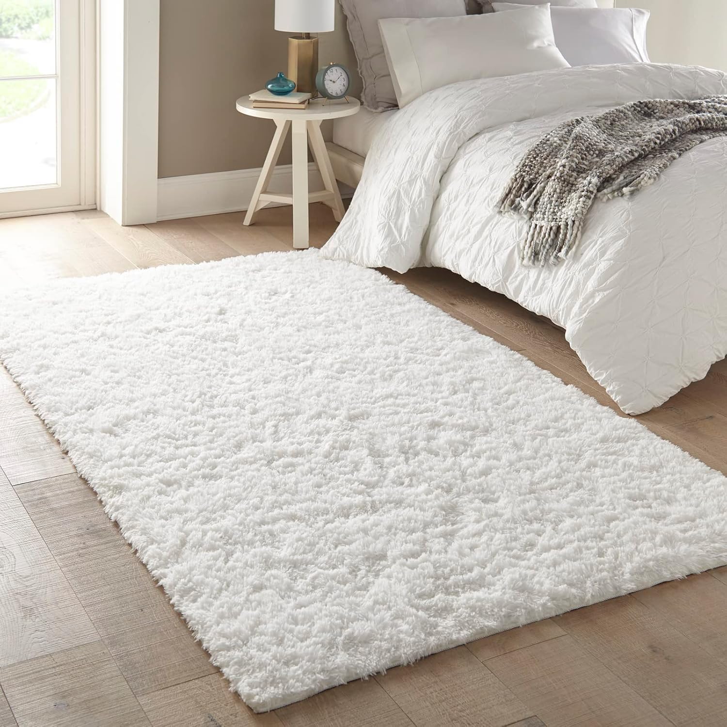 Rug Fluffy Ivory Shag Area 4x6' - Soft Plush Carpet for Bedroom, Nursery, Living Room