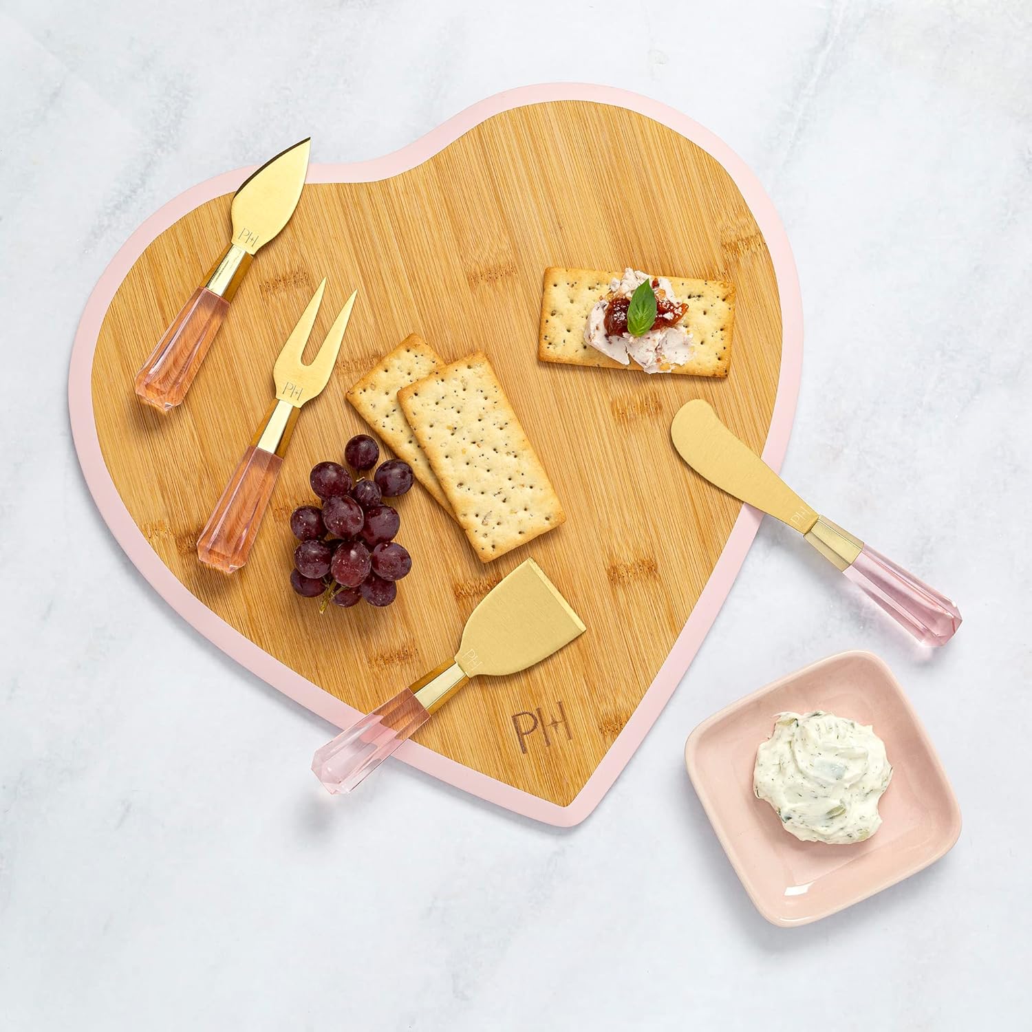 Heart-Shaped Bamboo Charcuterie Board Set with Dip Bowl & Cheese Titanium-Coated Knives in Pink