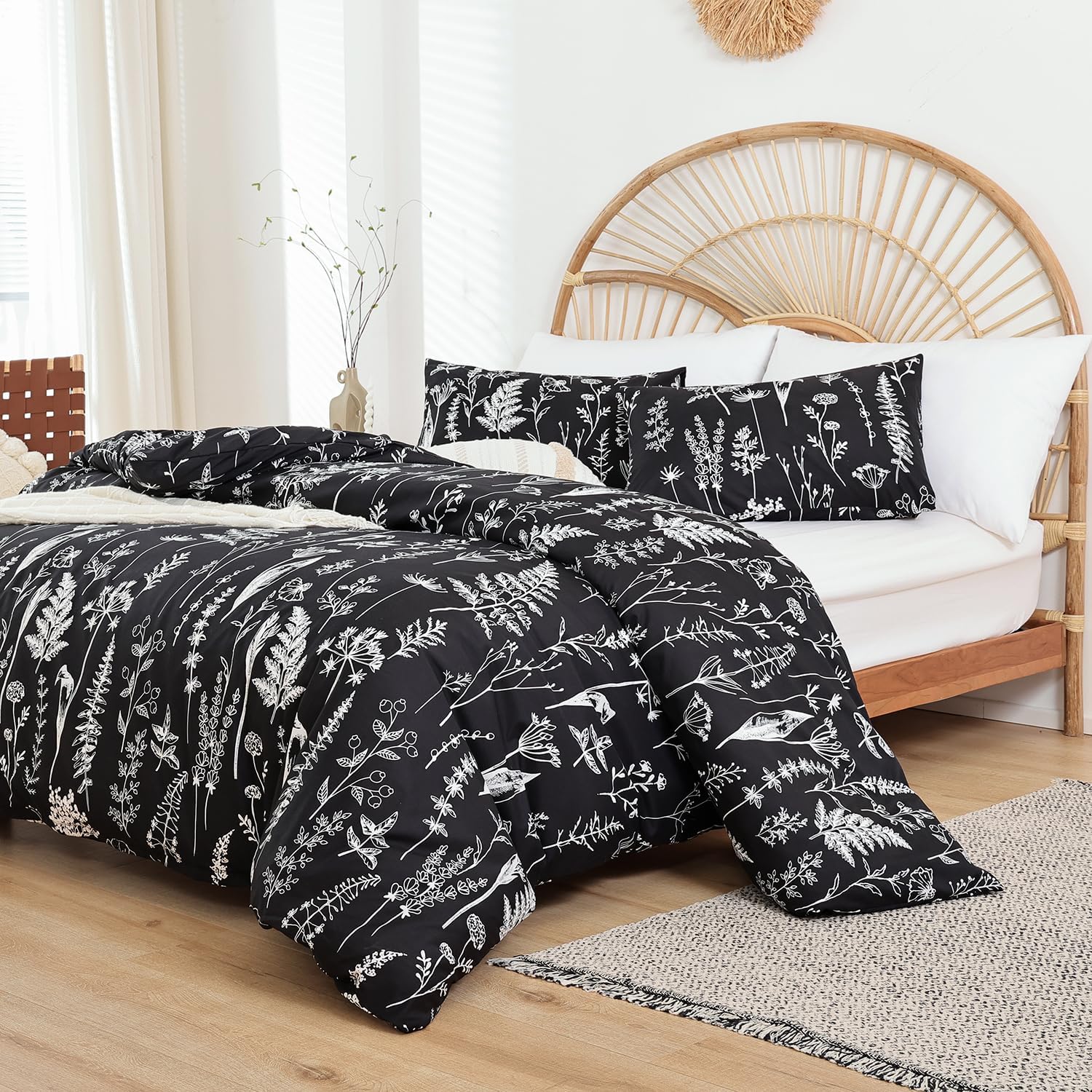 Floral Queen Comforter Bedding Set 3 Pieces in Oatmeal (1 Comforter 90"X90") (2 Pillow Cases 20"X26"), 