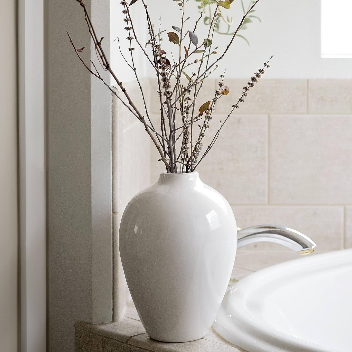 Elegant Modern Porcelain Vase – Glossy Ceramic Vase for Flowers & Home Decor